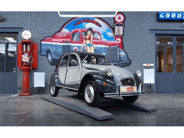 Citroen 2cv charleston