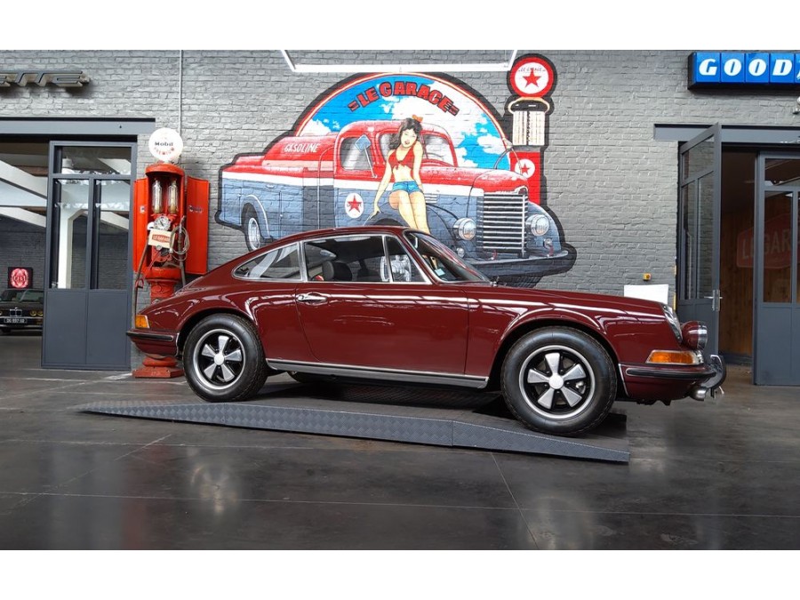 Porsche 911E