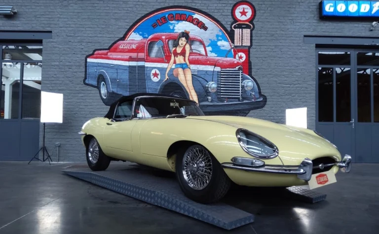Jaguar type E
