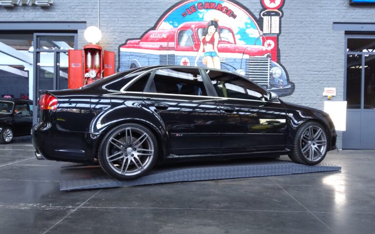 Audi rs4
