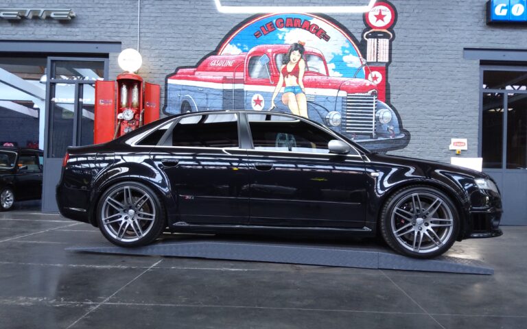 Audi rs4
