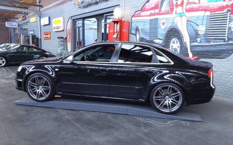 Audi rs4