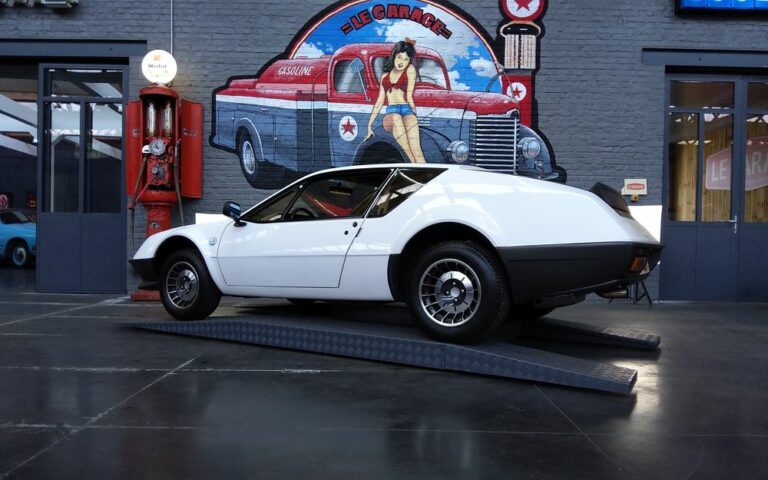 Alpine A310