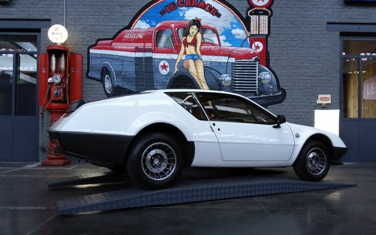 Alpine A310