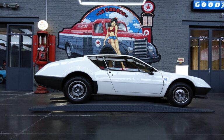 Alpine A310