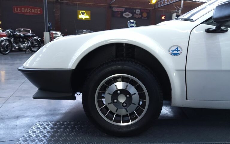 Alpine A310