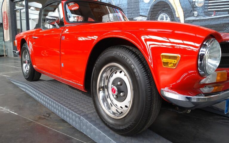 Triumph tr6