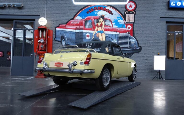 Mgb roadster