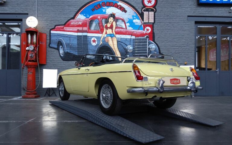 Mgb roadster