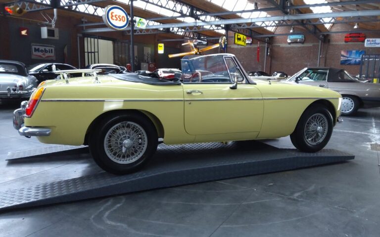 Mgb roadster
