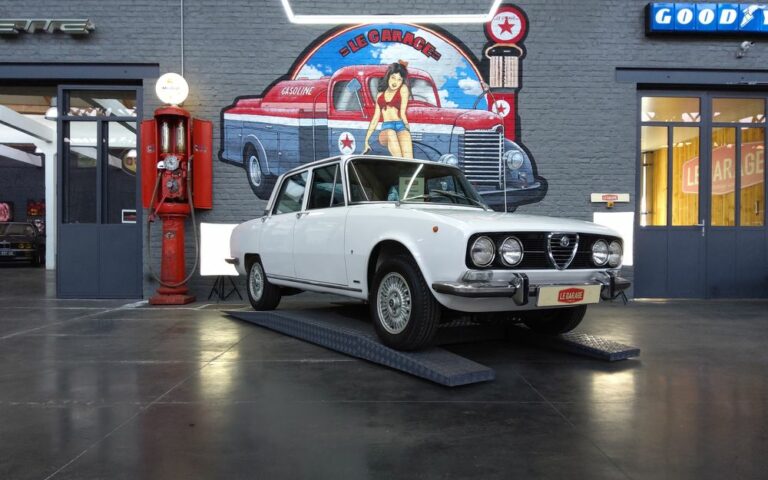 Alfa romeo 2000