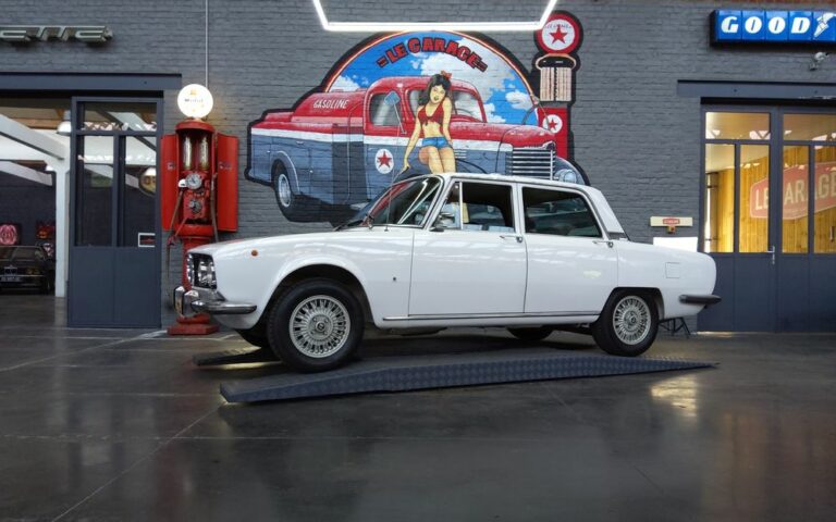 Alfa romeo 2000