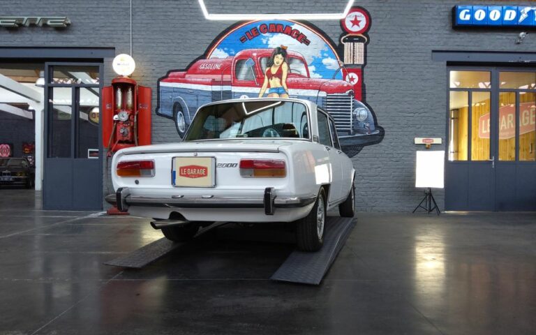 Alfa romeo 2000