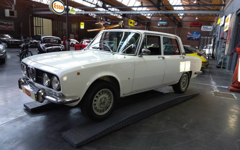 Alfa romeo 2000