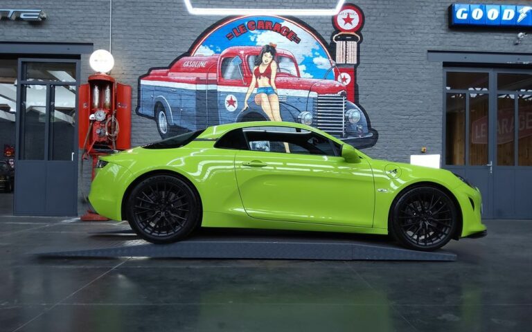 Apine A110s