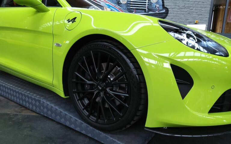 Apine A110s