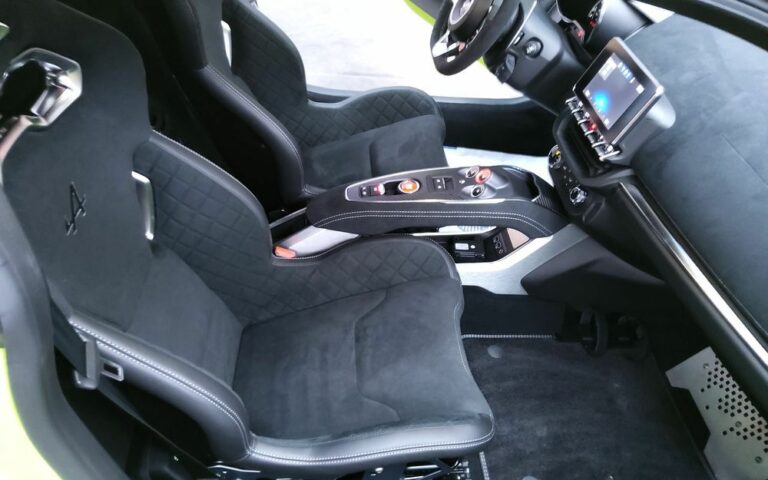 Apine A110s