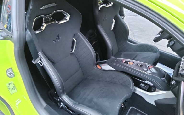 Apine A110s