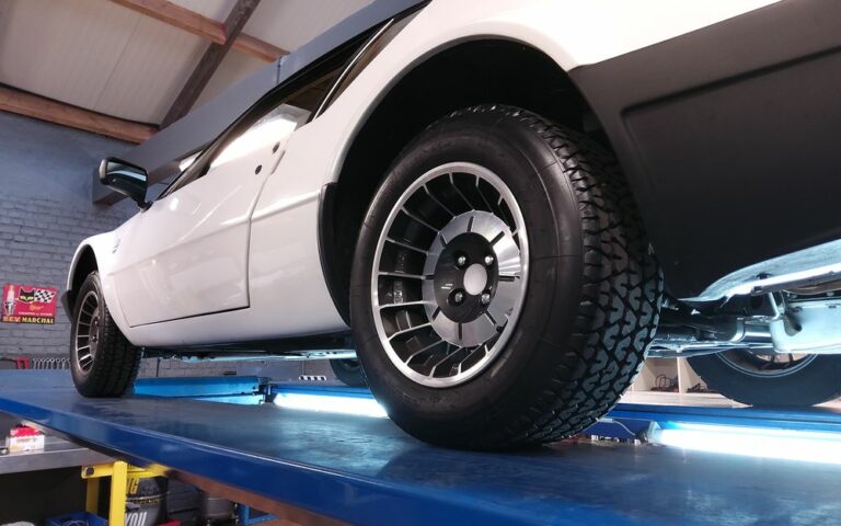 Alpine A310