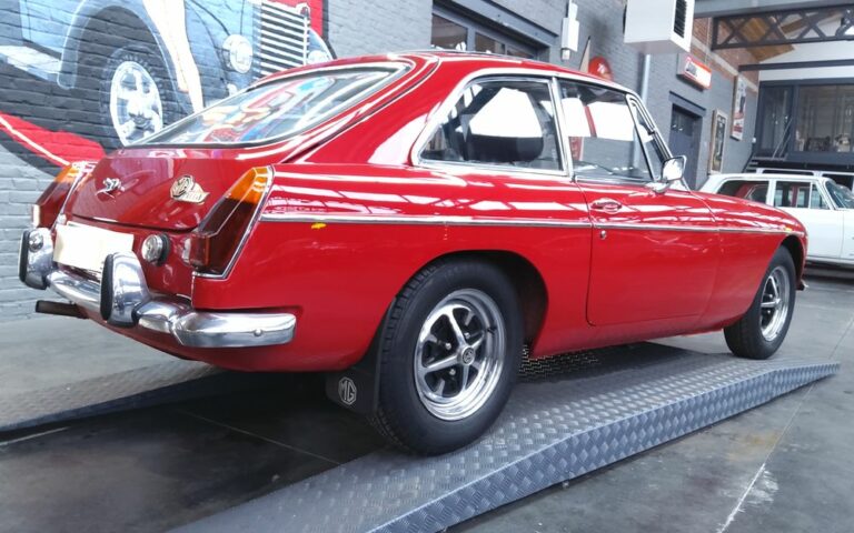 Mgb gt