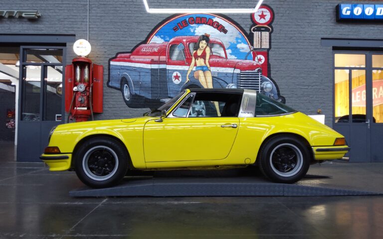 Porsche 911e targa