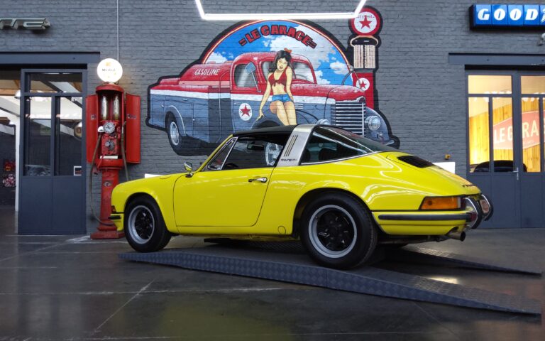 Porsche 911e targa