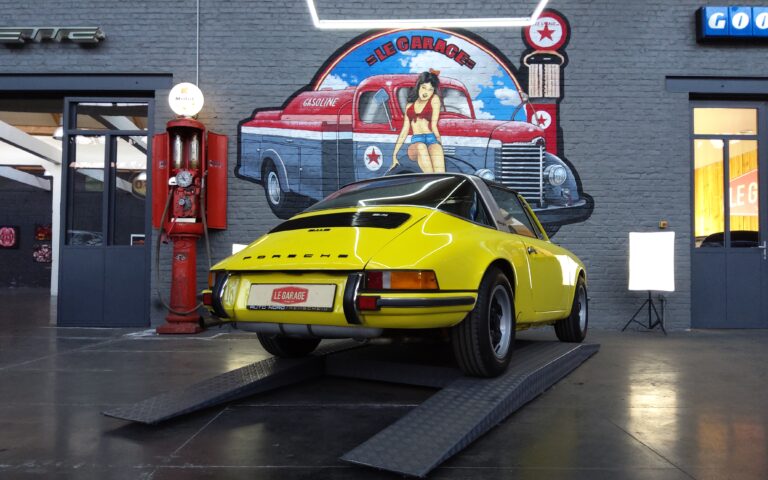 Porsche 911e targa