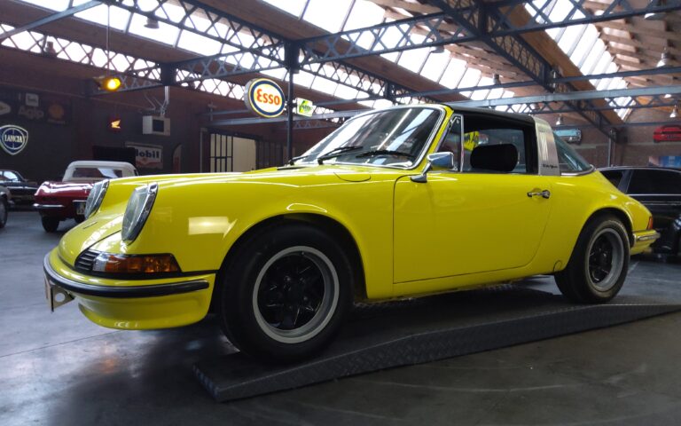 Porsche 911e targa