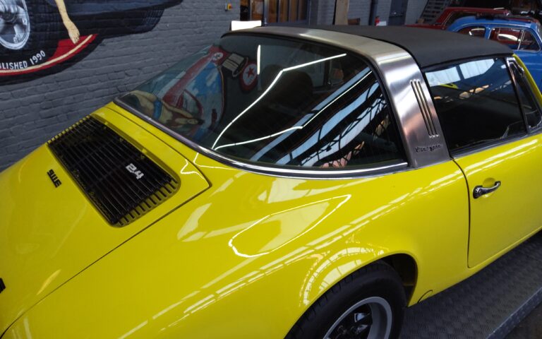 Porsche 911e targa