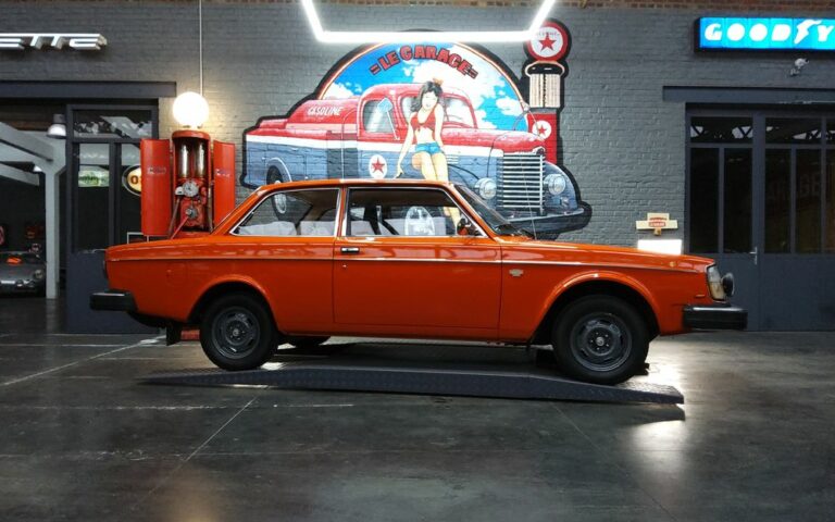 Volvo 242 dl