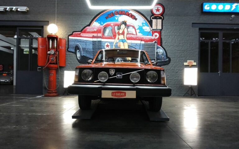 Volvo 242 dl