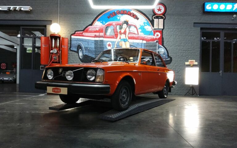 Volvo 242 dl