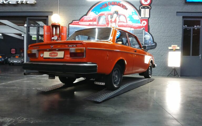 Volvo 242 dl
