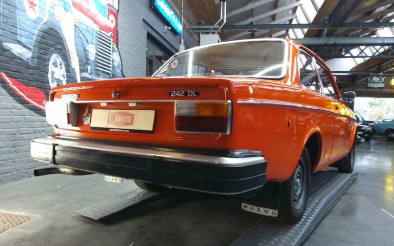Volvo 242 dl