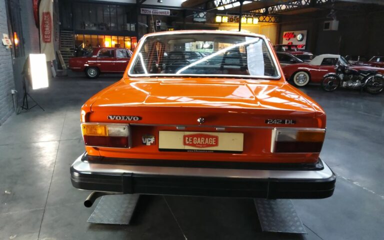 Volvo 242 dl