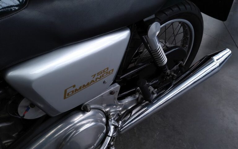 Norton commando 750
