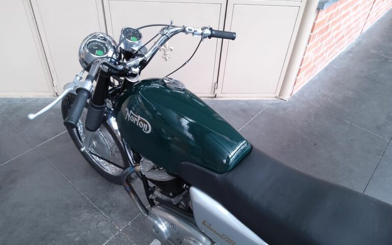 Norton commando 750