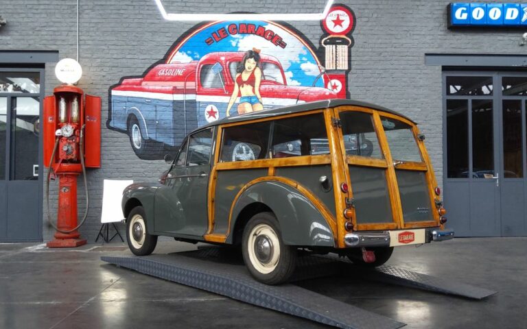 Morris Minor Traveller