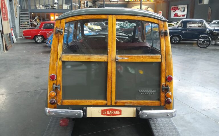 Morris Minor Traveller