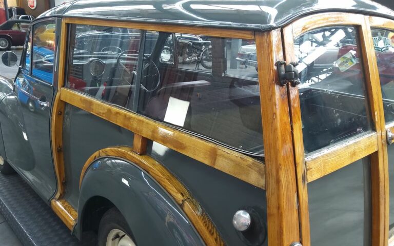 Morris Minor Traveller