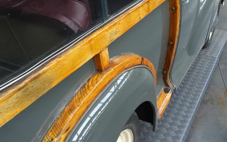 Morris Minor Traveller