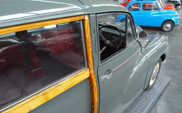 Morris Minor Traveller