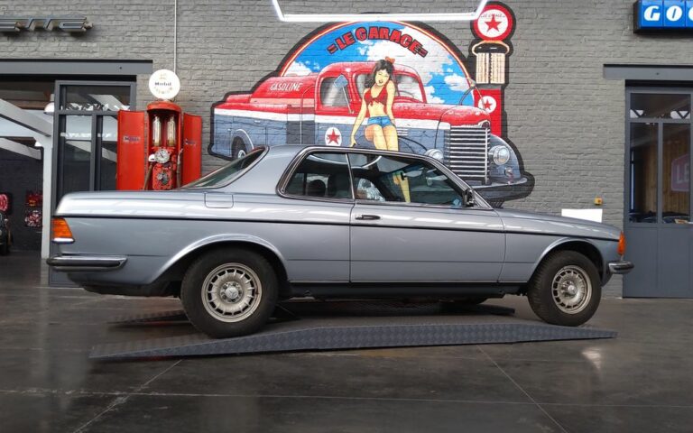 Mercedes 230 ce