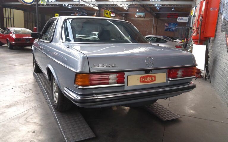 Mercedes 230 ce