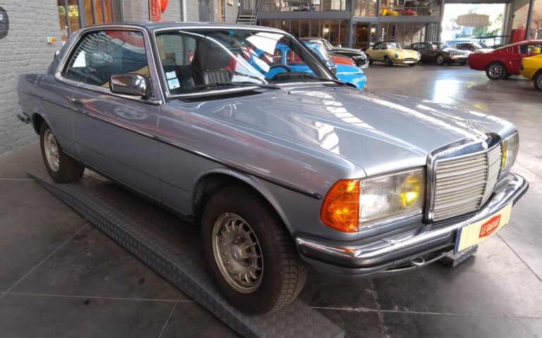 Mercedes 230 ce