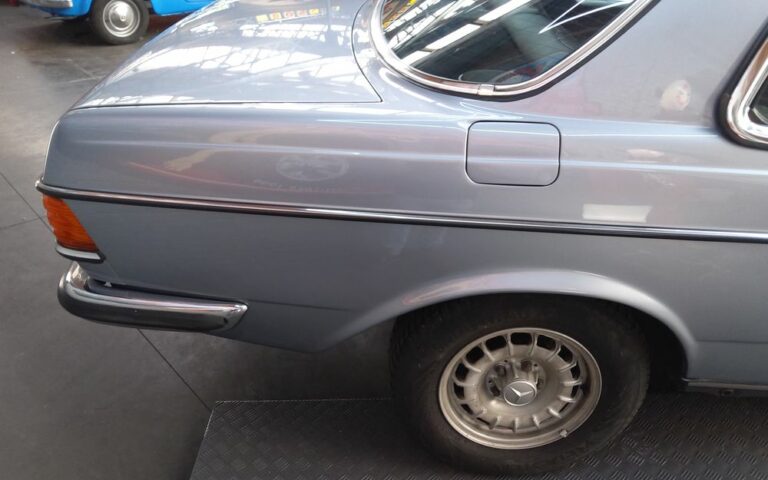Mercedes 230 ce